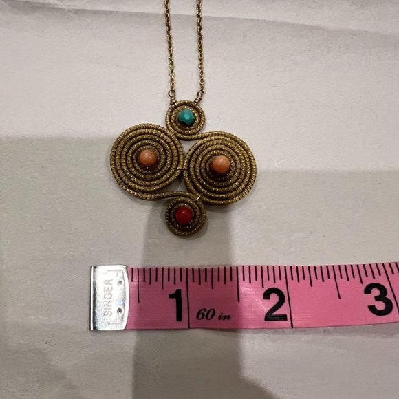 Nugaard Designs Gold wire wrapped necklace with stones - Picture 7 of 9